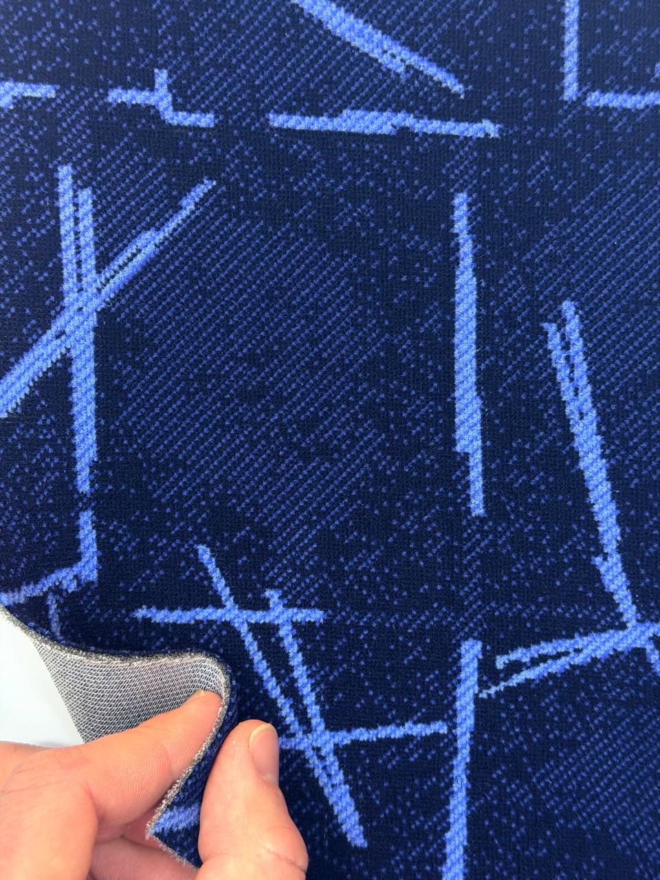 Велюр автомобільний Artek granat (гранат)